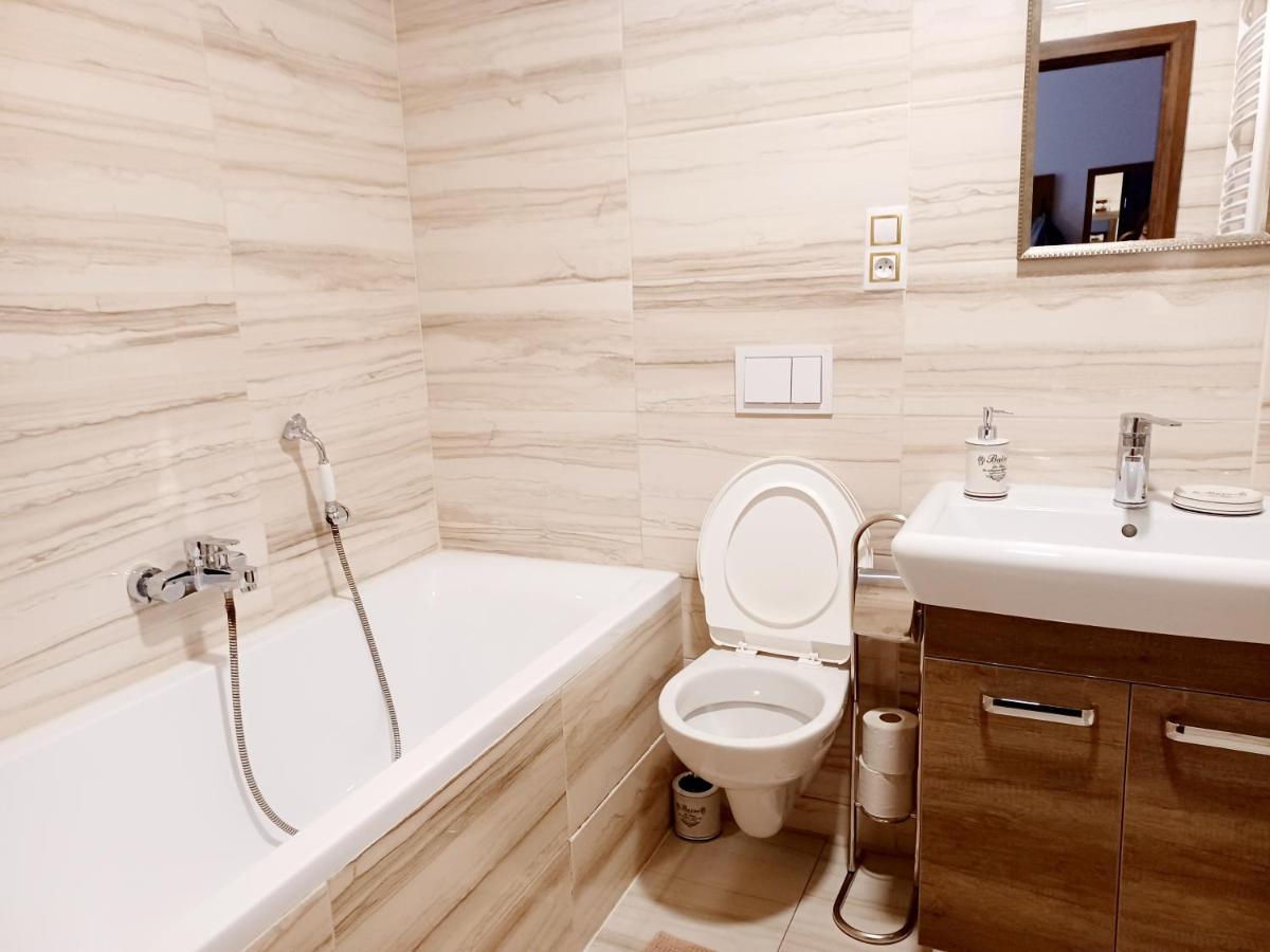 Apartment Hlavni Mariánské Lázně المظهر الخارجي الصورة